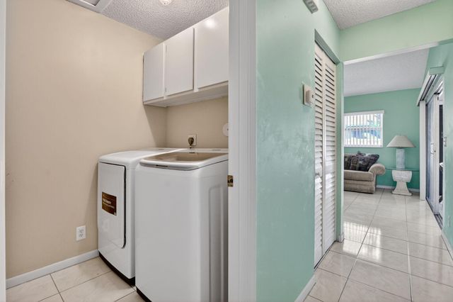 8159 Summerbreeze Lane, Boca Raton, FL 33496