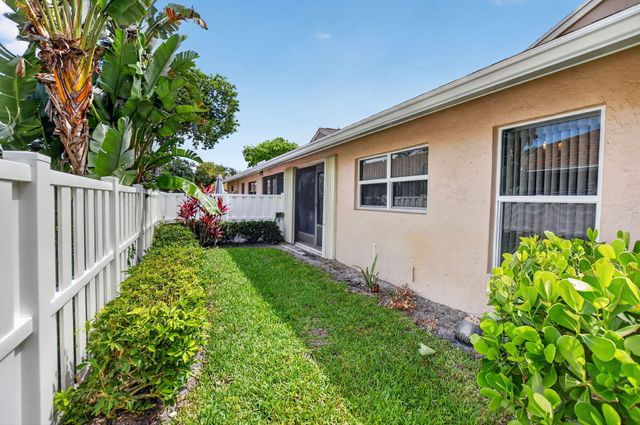 8159 Summerbreeze Lane, Boca Raton, FL 33496