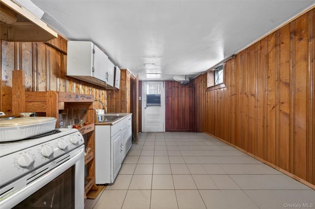 10424 187th Street, Saint Albans, NY 11412