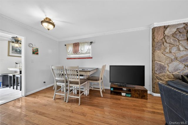 10424 187th Street, Saint Albans, NY 11412