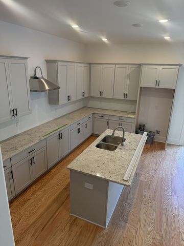 1004 Tiane Trail, Gallatin, TN 37066