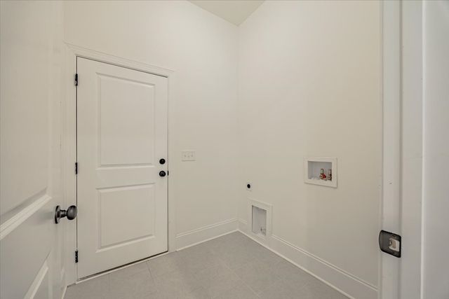 1004 Tiane Trail, Gallatin, TN 37066