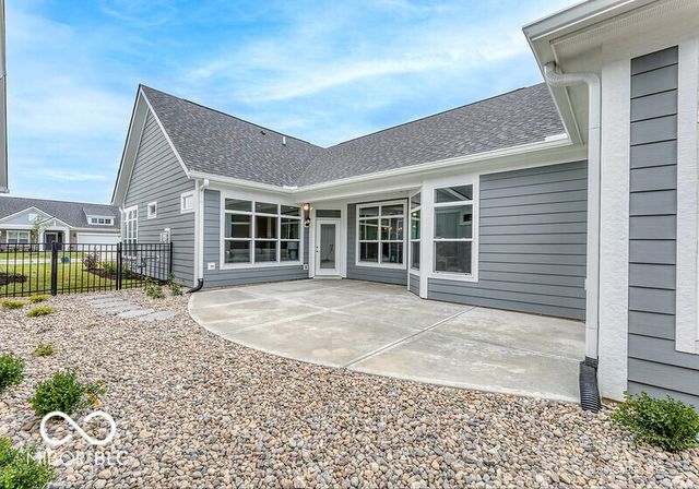 7031 Yosemite Drive, Zionsville, IN 46077