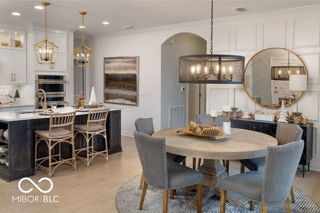 7031 Yosemite Drive, Zionsville, IN 46077