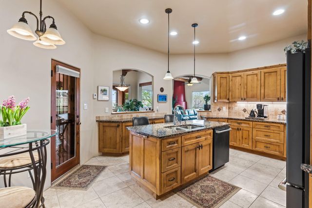 34 Santa Ana Loop, Placitas, NM 87043