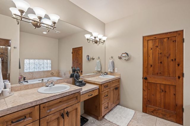 34 Santa Ana Loop, Placitas, NM 87043