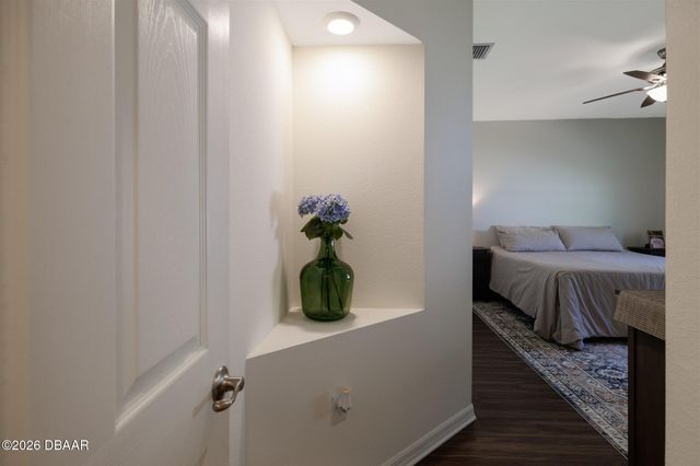 18 Oakleaf Way, Palm Coast, FL 32137