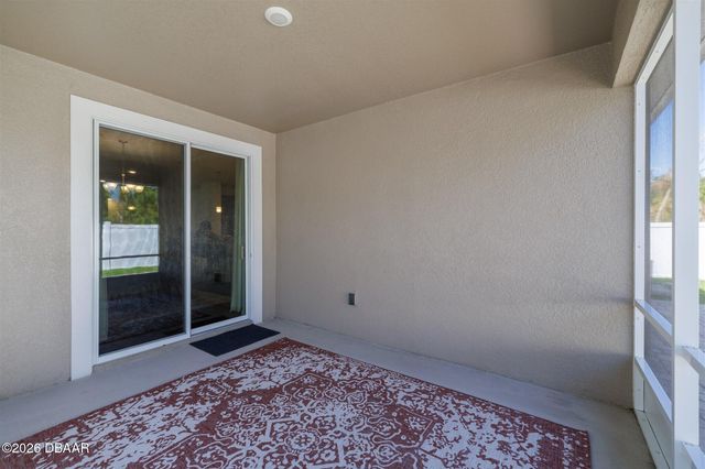 18 Oakleaf Way, Palm Coast, FL 32137