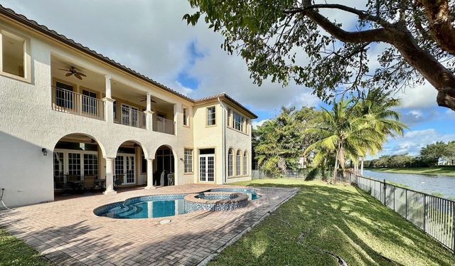 11144 NW 77th Place, Parkland, FL 33076