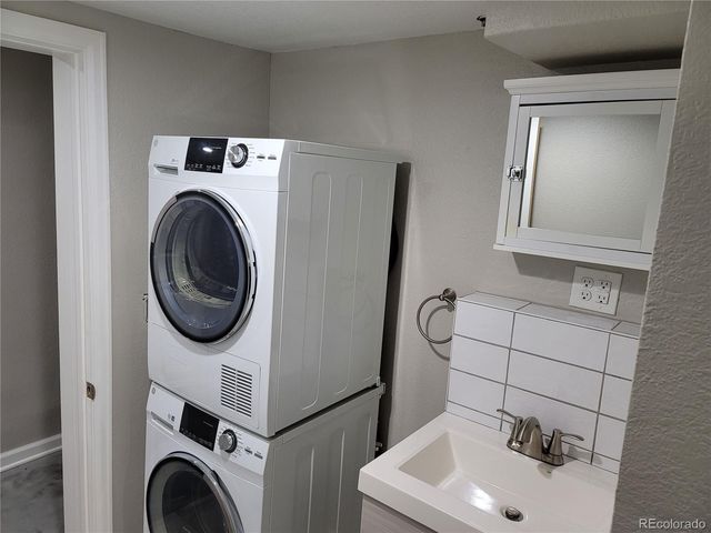2834 Curtis Street 3, Denver, CO 80205