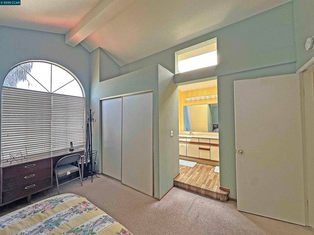 1114 Alta Marino Cir, Pinole, CA 94564