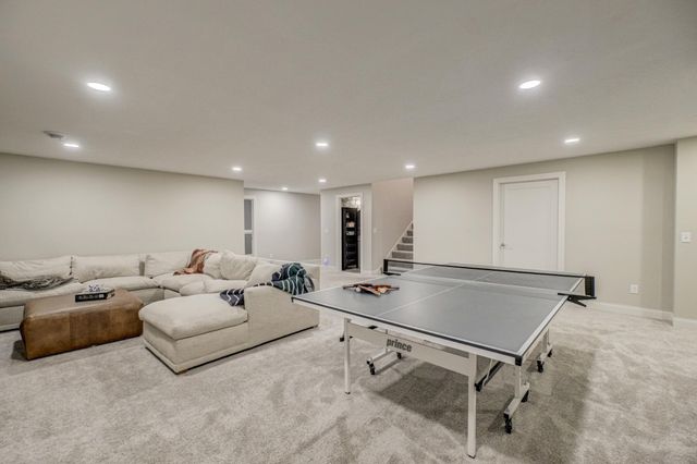 1075 Autumn Oak Lane, Hudson, WI 54016