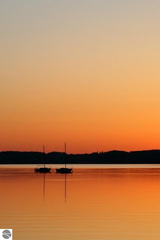 1123 Bay Street, Traverse City, MI 49684