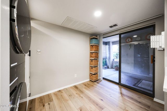 9125 E PURDUE Avenue 102, Scottsdale, AZ 85258