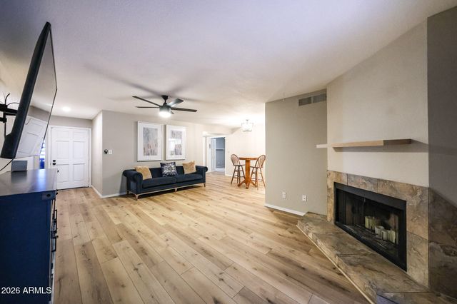 9125 E PURDUE Avenue 102, Scottsdale, AZ 85258