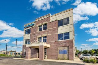 1 E Merchants Drive 208, Oswego, IL 60543