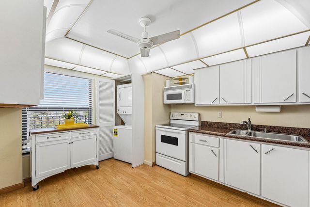 1631 Riverview Road 505, Deerfield Beach, FL 33441