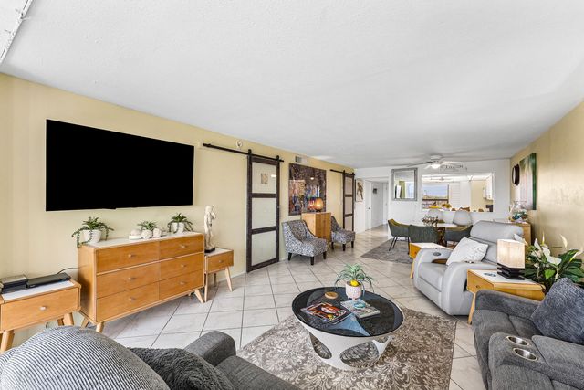 1631 Riverview Road 505, Deerfield Beach, FL 33441