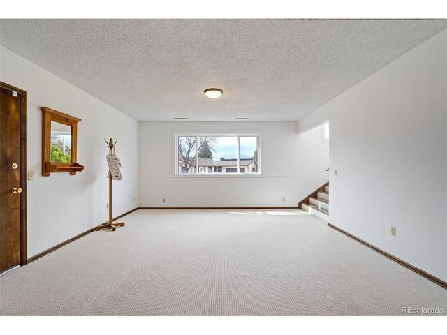 2832 Country Club Cir, Colorado Springs, CO 80909