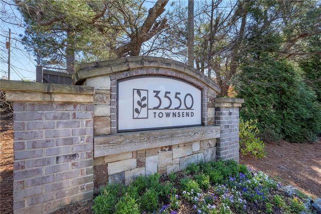 2045 Atz Cove, Atlanta, GA 30341