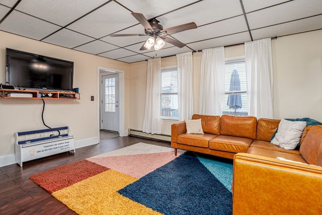 663 Millbury St, Worcester, MA 01607