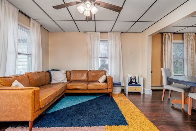 663 Millbury St, Worcester, MA 01607