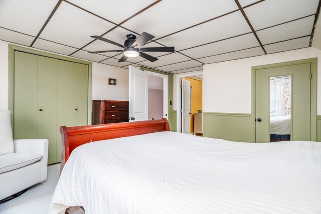 663 Millbury St, Worcester, MA 01607