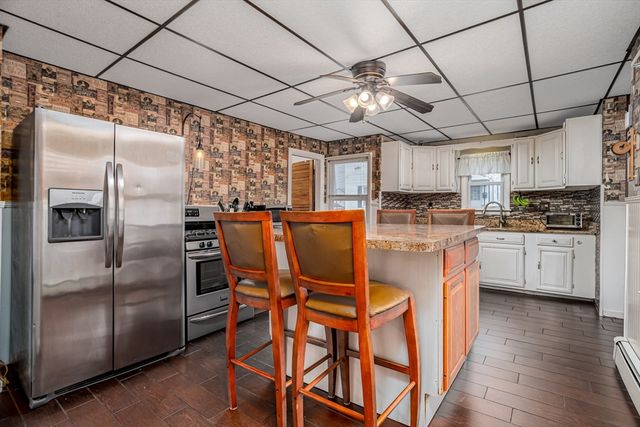 663 Millbury St, Worcester, MA 01607