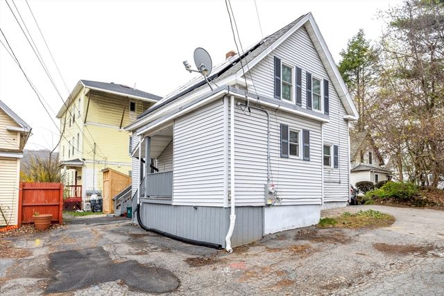 663 Millbury St, Worcester, MA 01607
