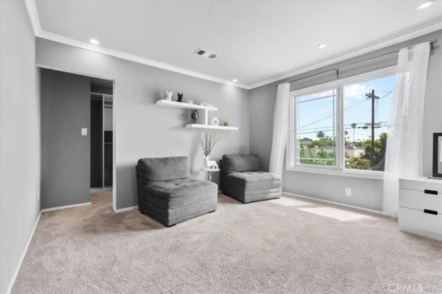 2116 S Cloverdale, Los Angeles, CA 90016