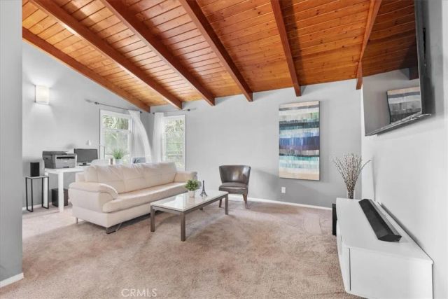 2116 S Cloverdale, Los Angeles, CA 90016
