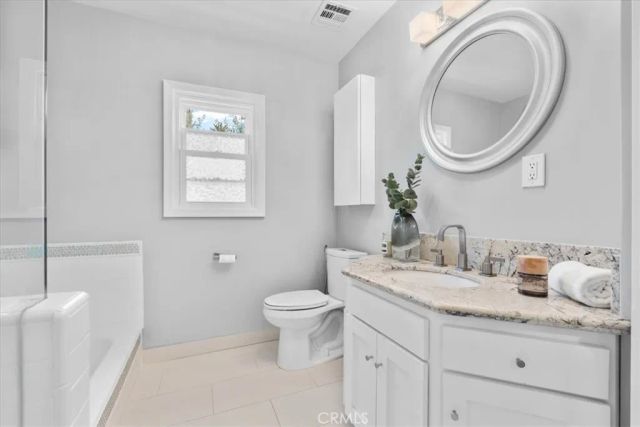 2116 S Cloverdale, Los Angeles, CA 90016