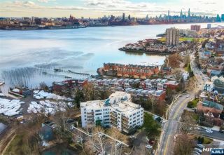 1375 River Road 1K, Edgewater, NJ 07020