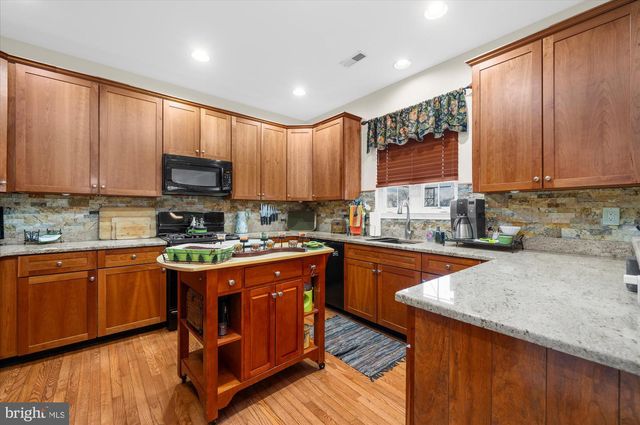 108 HARTMAN RD, Pottstown, PA 19465