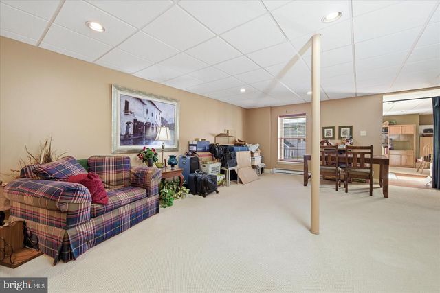 108 HARTMAN RD, Pottstown, PA 19465