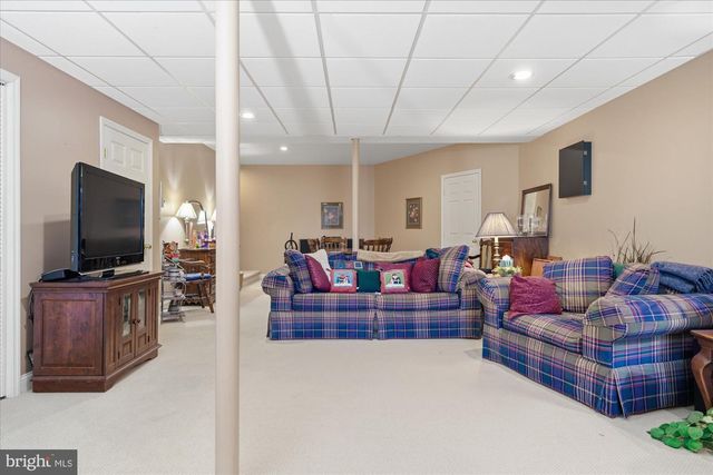 108 HARTMAN RD, Pottstown, PA 19465