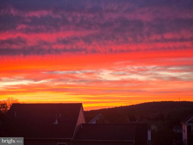 108 HARTMAN RD, Pottstown, PA 19465