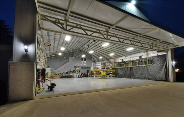 144 Hidden Valley Airpark, Shady Shores, TX 76208
