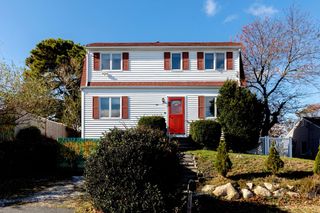 59 Hilltop Ave, Plymouth, MA 02360