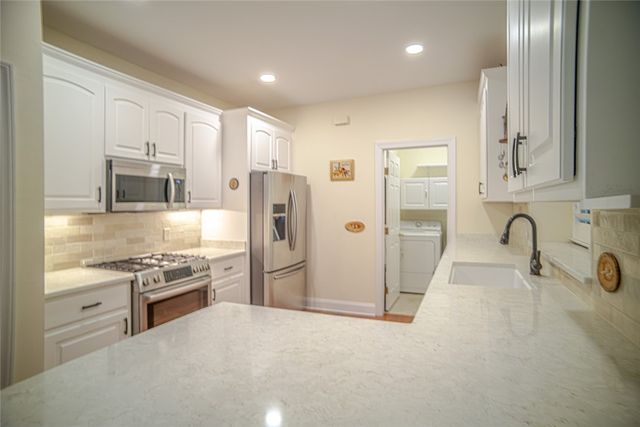 409 Colley Lane, St Simons Island, GA 31522