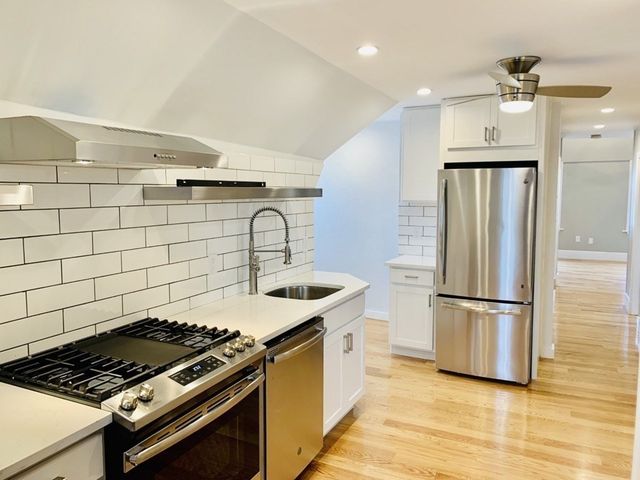 39 Bucknam 3, Everett, MA 02149