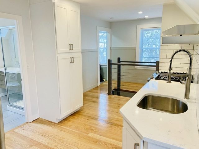 39 Bucknam 3, Everett, MA 02149