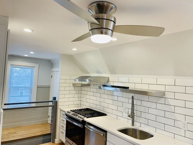 39 Bucknam 3, Everett, MA 02149