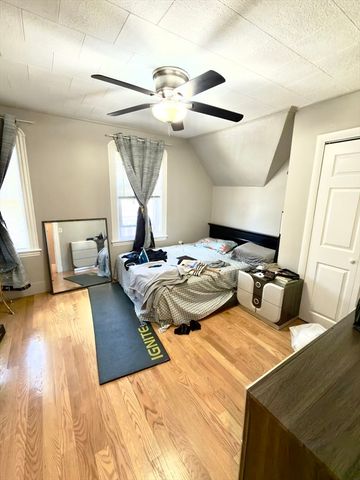 39 Bucknam 3, Everett, MA 02149