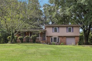 2844 Jordan Woods Drive, Lawrenceville, GA 30044