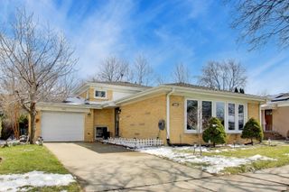 9401 Lavergne Avenue, Skokie, IL 60077