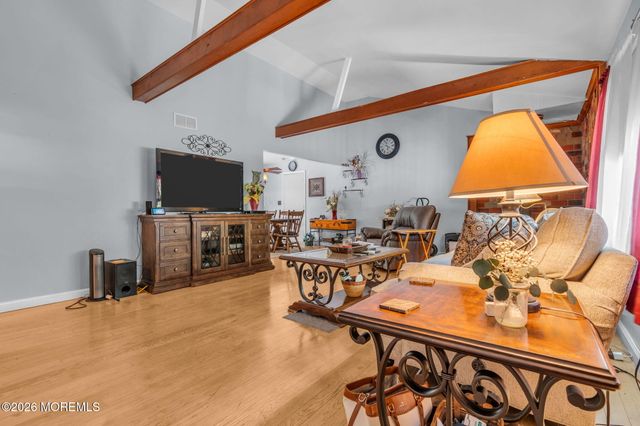 495 Cobain Road, Jackson, NJ 08527