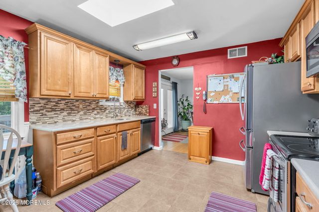 495 Cobain Road, Jackson, NJ 08527