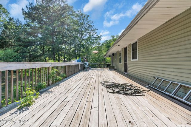 495 Cobain Road, Jackson, NJ 08527