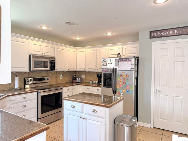 63 Rebecca Lane, Searcy, AR 72143